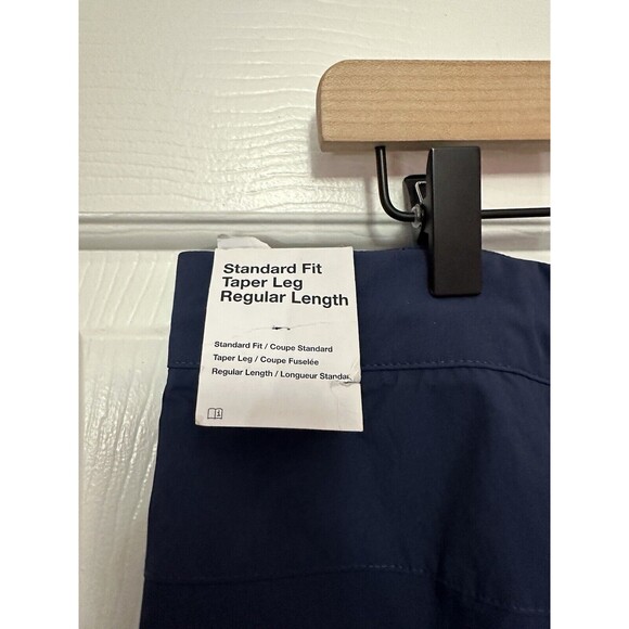 Size 36 Mens Nike Sportswear Style Essentials Utility Pants Navy Blue DM6681-410 - Picture 3 of 4